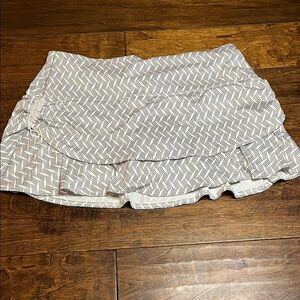 Lucky In Love Black and White Tennis Icon Ruche Skirt, size L